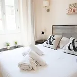 Apartment Bright 1br In The Heart Of Old Place Nationale