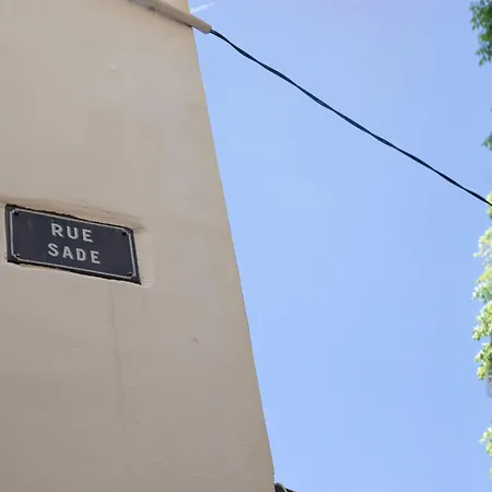 Bright 1br In The Heart Of Old Place Nationale Διαμέρισμα