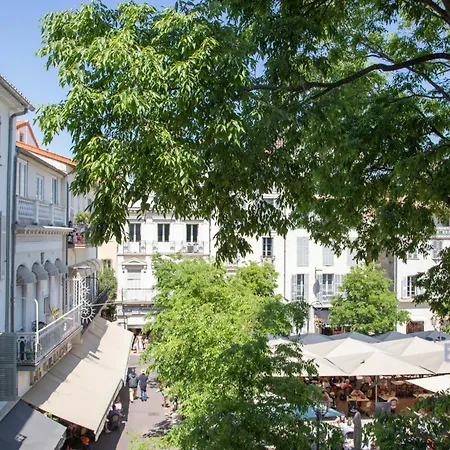 Bright 1br In The Heart Of Old Place Nationale Διαμέρισμα