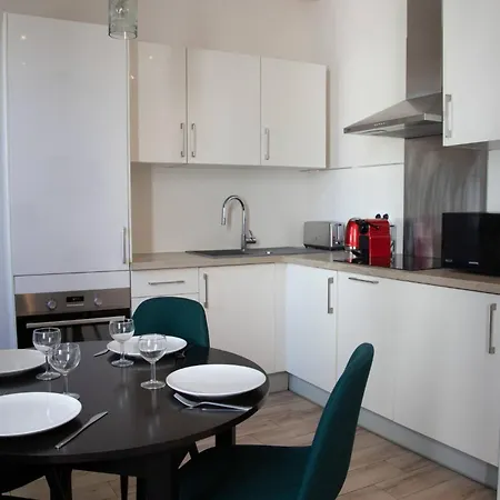 Apartman Bright 1br In The Heart Of Old Place Nationale Antibes